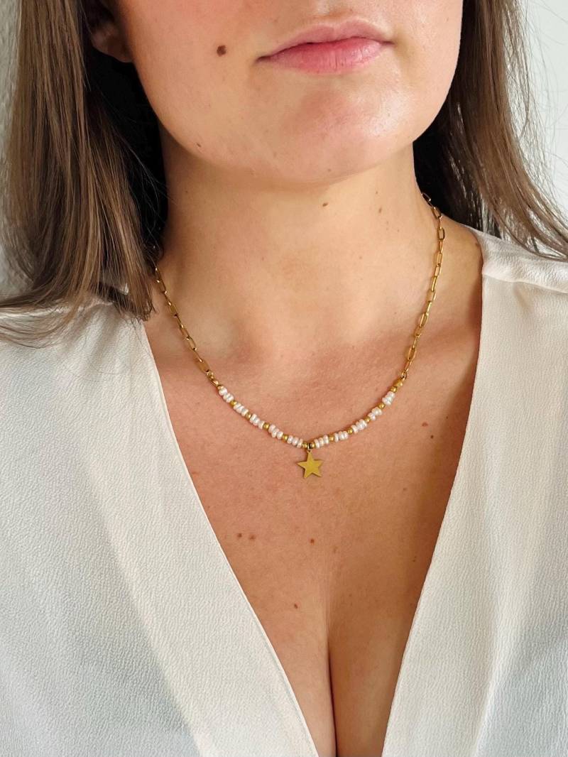 Süßwasserperlen Halskette Mit Stern Anhänger - 18K Vergoldet, Edelstahl Goldene Kette Perlen Schmuck Für Frauen Boho & Zeitlos von StilEchtDesignCo
