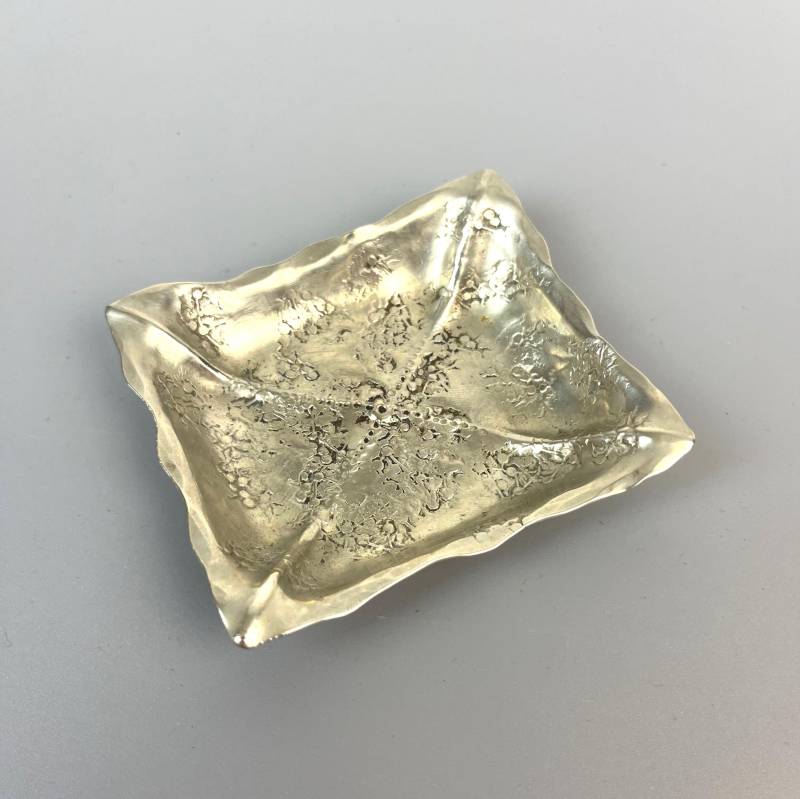 Rare Mid Century Brutalist Silver Plate Jewelry Ring Trinket Bowl Signed By Artist von StilelementeGALLERY