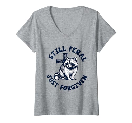 Damen Immer noch wild, nur vergebener Waschbär, christlicher Glaube, Jesus T-Shirt mit V-Ausschnitt Damen Immer noch wild, nur vergebener Waschbär, christlicher Glaube, Jesus T-Shirt mit V-Ausschnitt von Still Feral Just Forgiven Christian New Believer