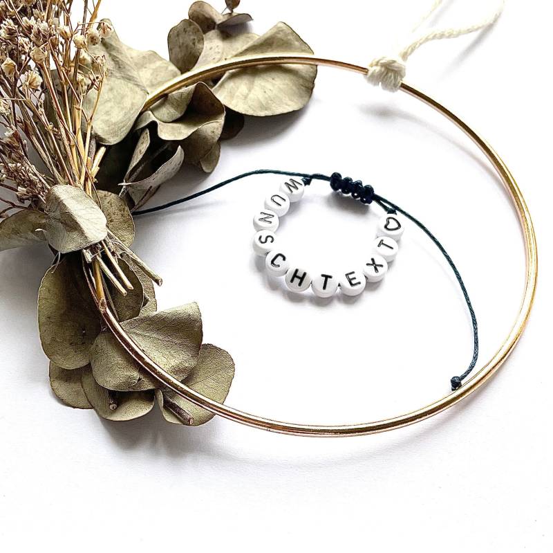 Handgefertigtes Verstellbares Armband Wunschtext Mit Schwarzem Herz in Diversen Farben von StillandLovebyMarie