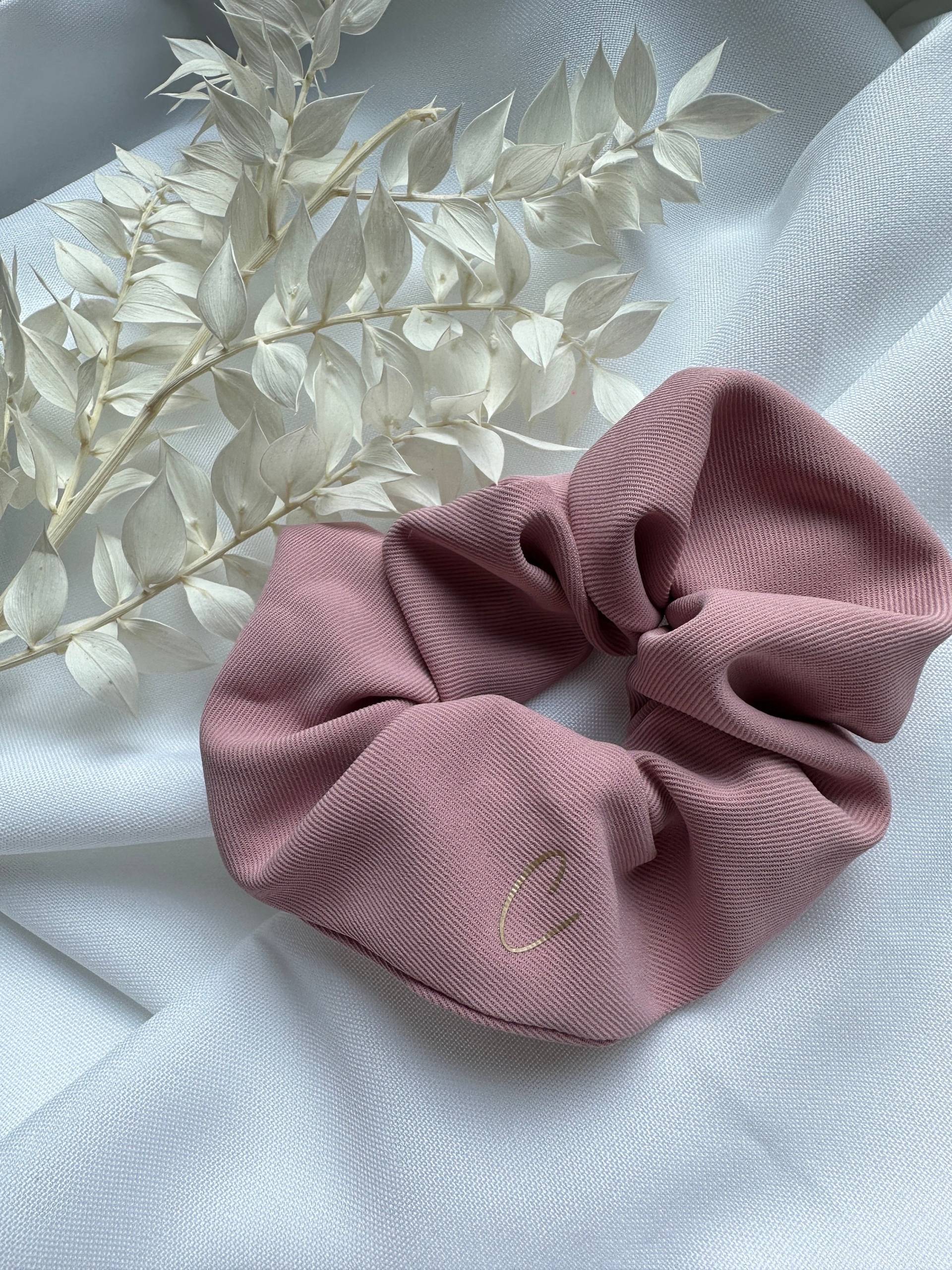 Personalisierter Scrunchi | Haargummi Personalisiert Jga Accessoires Personalisierter Scrunchi | Haargummi Personalisiert Jga Accessoires von StinDecor