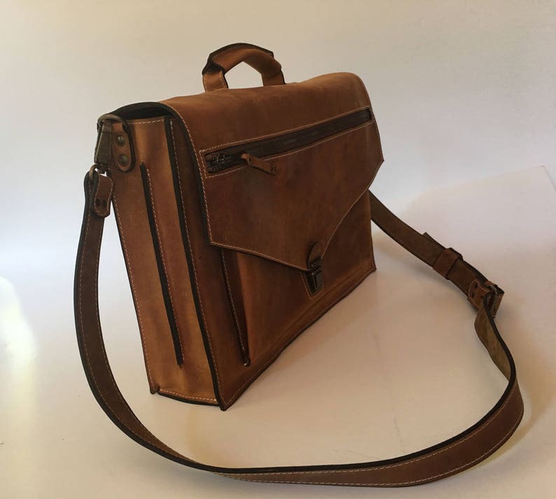 Aktentasche Ledertasche, Handgemachte Aus Leder, Crossbody Aktentasche, 15 "Laptop Reisetasche, Geschenk Für Ihn von StitchDLeatherGoods