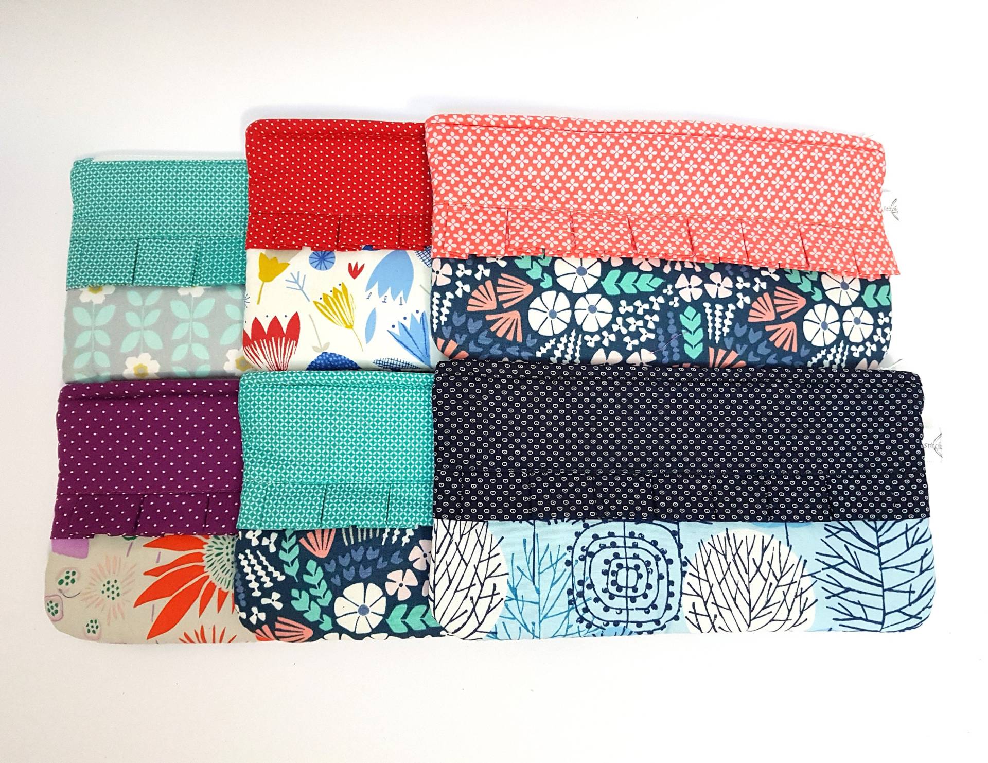Reißverschluss-Etui Reißverschluss-Etui von StitchNNeedsDesign