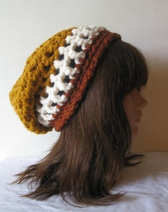 Handmade Crochet Slouch Beanie Wintermütze Aus Wollmischung Handmade Crochet Slouch Beanie Wintermütze Aus Wollmischung von StitchedByKimmie