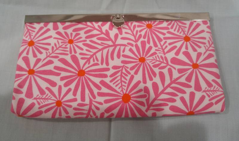Diva Wallet Diva Wallet von StitchesbyTerriStore