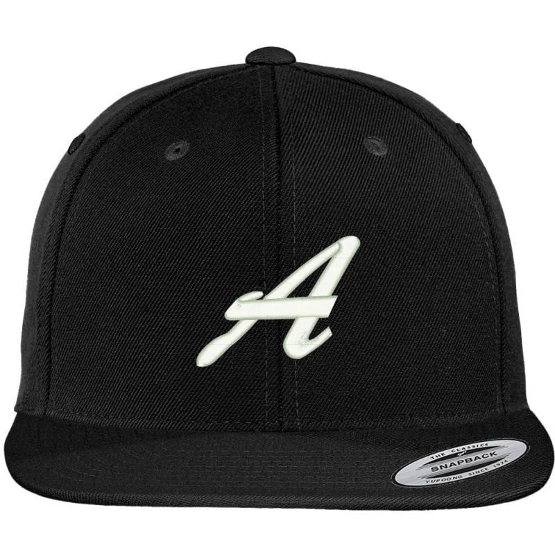 stitchfy Letter A Brushed Script Gestickte Flat Bill Snapback Baseballkappe von Stitchfy