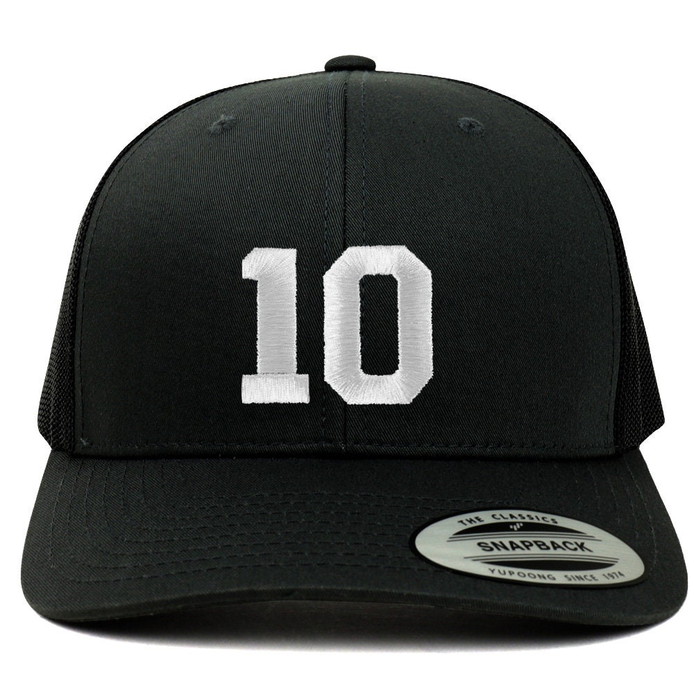 stitchfy Number 10 Weißer Faden Bestickte Retro Trucker Mesh Baseballkappe | Sf-Txt215-Flx-6606 von Stitchfy