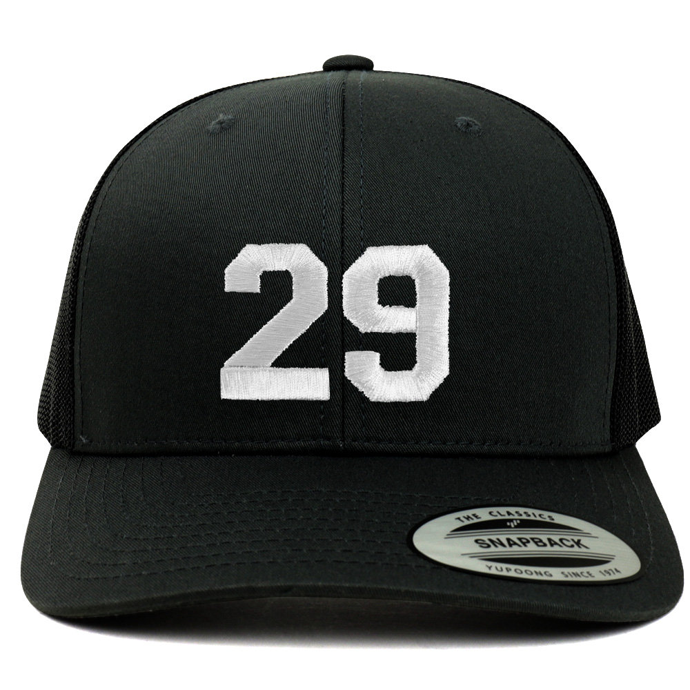 stitchfy Number 29 Weißer Faden Bestickte Retro Trucker Mesh Baseballkappe | Sf-Txt234-Flx-6606 von Stitchfy