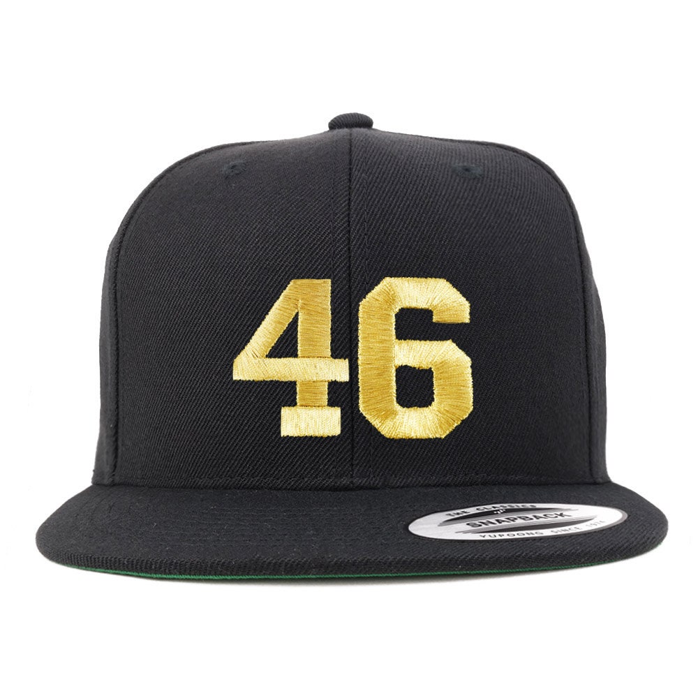 stitchfy Number 46 Goldfaden Bestickt Flat Bill Snapback Cap | Sf-Txt251-G-Flx-6089M von Stitchfy