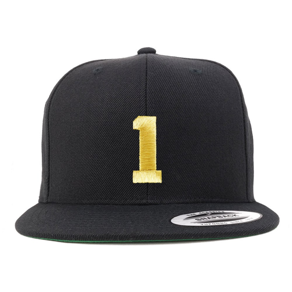 stitchfy Nummer 1 Goldfaden Bestickte Flat Bill Snapback Cap | Sf-Txt205-G-Flx-6089M von Stitchfy