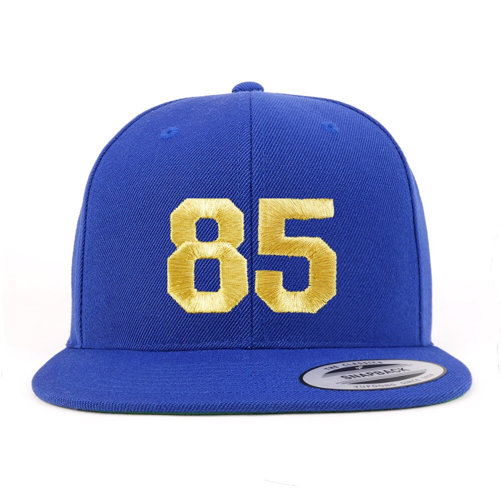 stitchfy Nummer 85 Goldfaden Bestickte Flat Bill Snapback Cap | Sf-Txt290-G-Flx-6089M von Stitchfy