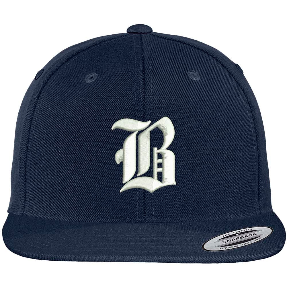 stitchfy Old English B Bestickte Flat Bill Snapback Cap | Sf-Txt002-Flx-6089M von Stitchfy