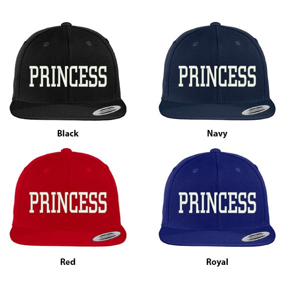 stitchfy Princess Gestickte Flat Bill Verstellbare Snapback-Cap von Stitchfy