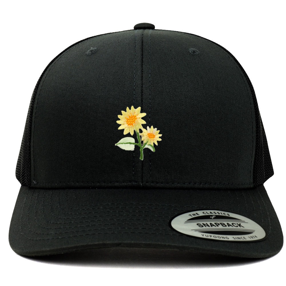 stitchfy Sunflower Patch 6 Panel Trucker Mesh Cap | Sf-Ap0025-Flx-6606 von Stitchfy