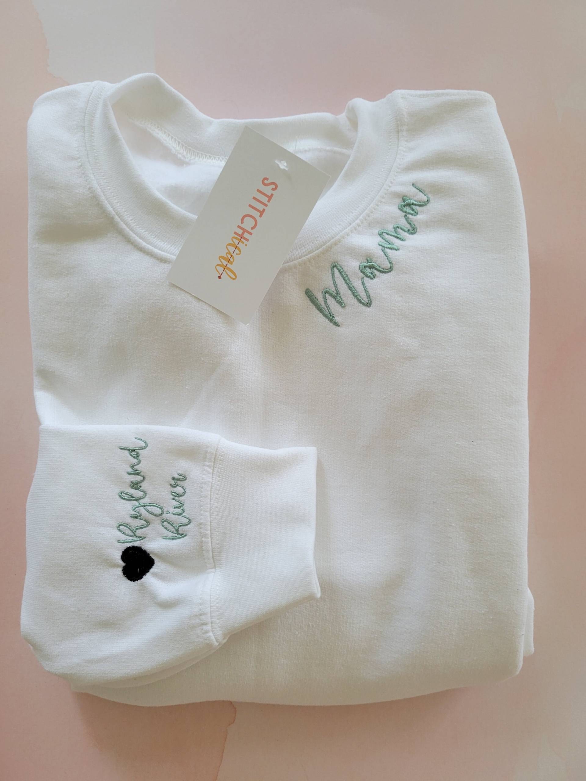 Mama Stickerei Crewneck | Muttertag Sweatshirt Personalisiertes Muttertagsgeschenk von Stitchical