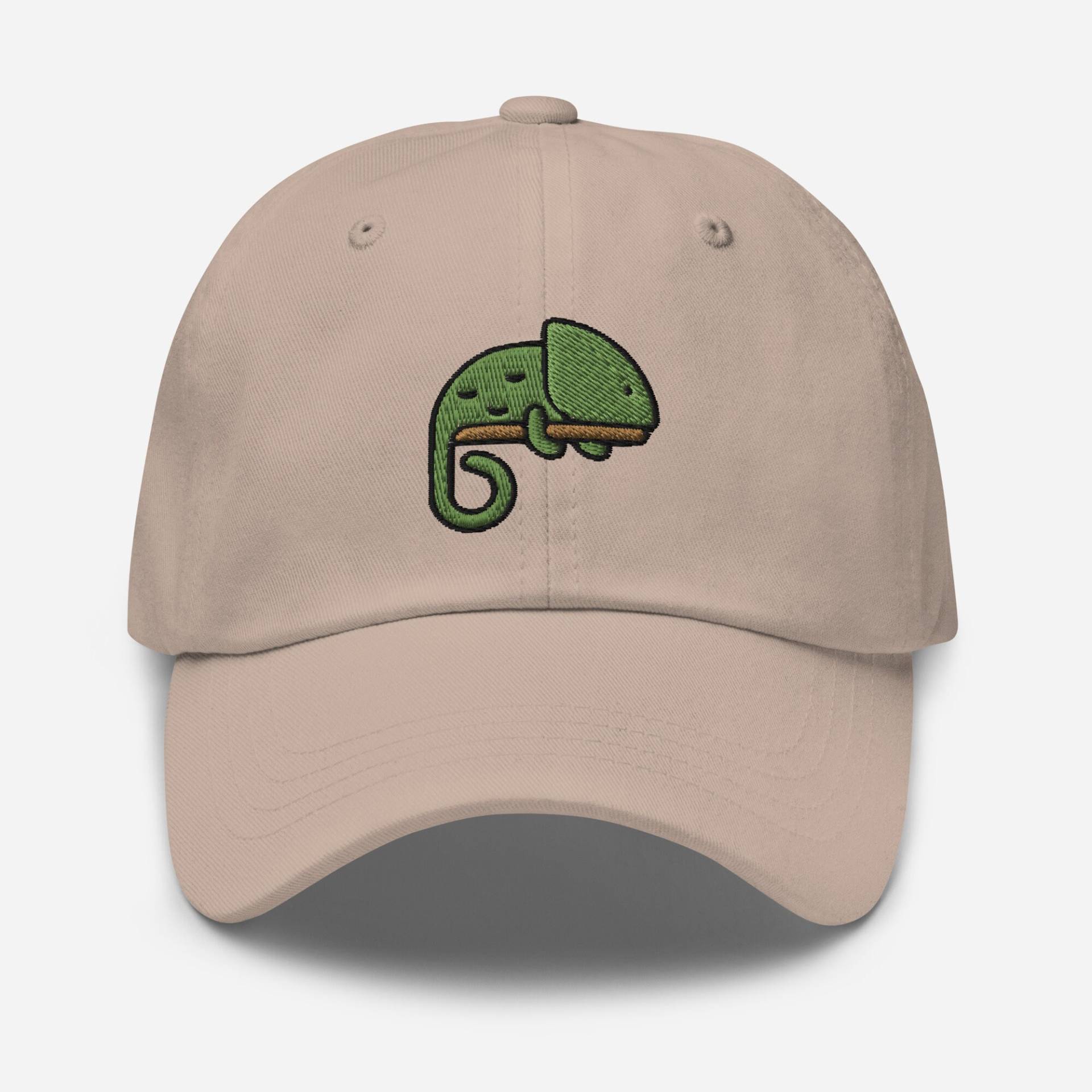 Grüner Chamäleon Papa Hut, Bestickter Hut Echse Baseball Cap, Unisex Verstellbare Unstrukturierte 6 Panel in Mehreren Farben, Reptilienbesitzer von StitchinSmilesCo