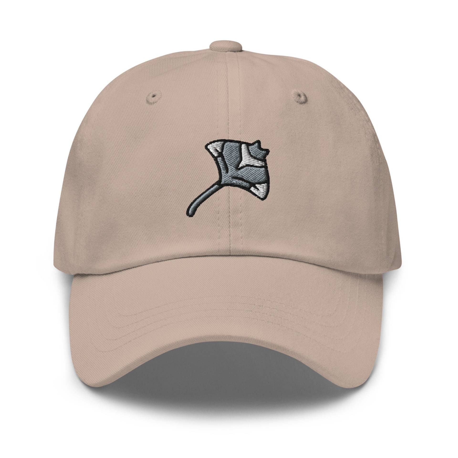 Manta Ray Dad Hat, Bestickte Fish Baseball Cap, Stingray Sea Creature Hat Unisex Einstellbar 6 Panel Mehrere Farben, Marine Animal Gift von StitchinSmilesCo