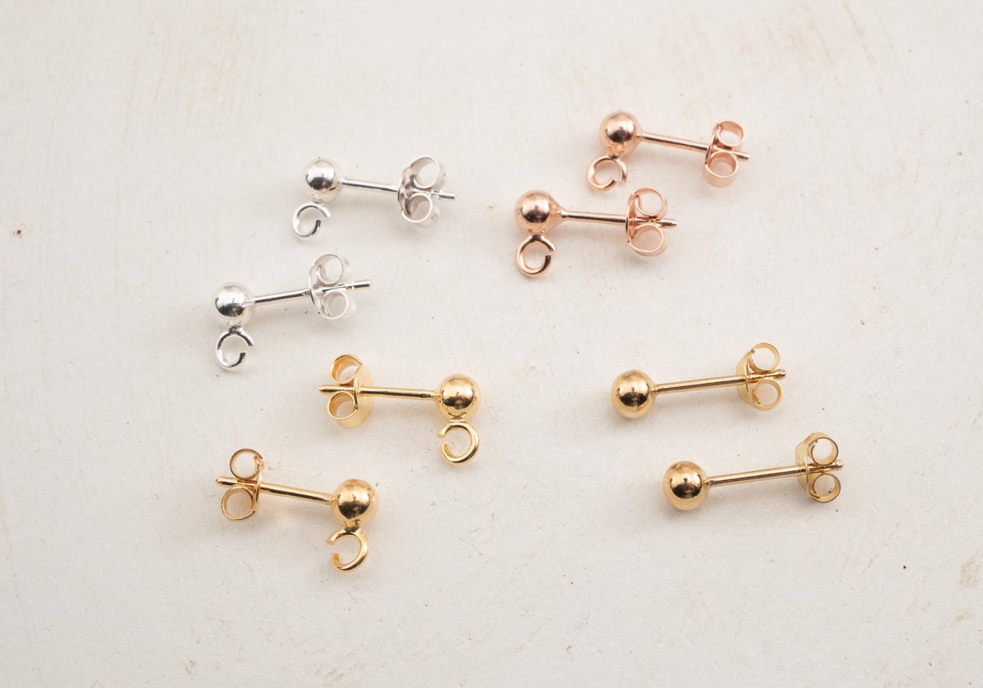Ohrstecker 925-Silber Kugel 4mm Offene Öse Mit Ohrmutter in Silber Oder Gold Ohrstecker 925-Silber Kugel 4mm Offene Öse Mit Ohrmutter in Silber Oder Gold von StoaLadl