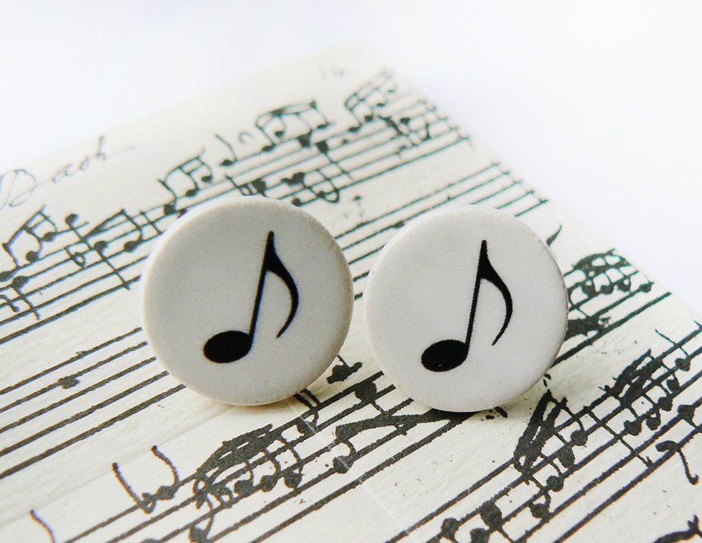 Handgemachte, Kleine Keramik 15 Mm | Knapp Über 1/2 Zoll Musiknoten, Ohrstecker von StockwellCeramicsUK