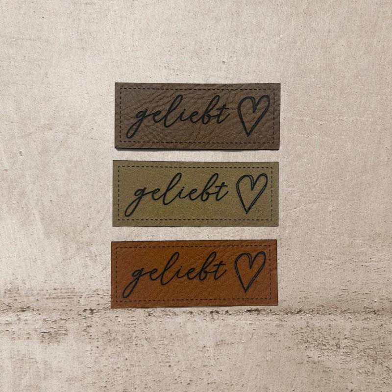 Kunstleder Label | 2x5 cm Geliebt Patch Aufnäher Patches Etiketten Verschiedene Farben von Stoeffchendealer