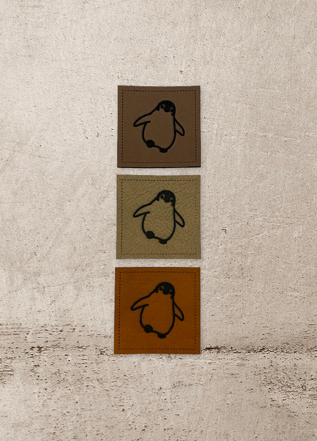 Kunstleder Label | 4x4 cm Pinguin #4 Patch Aufnäher Patches Etiketten Verschiedene Farben von Stoeffchendealer