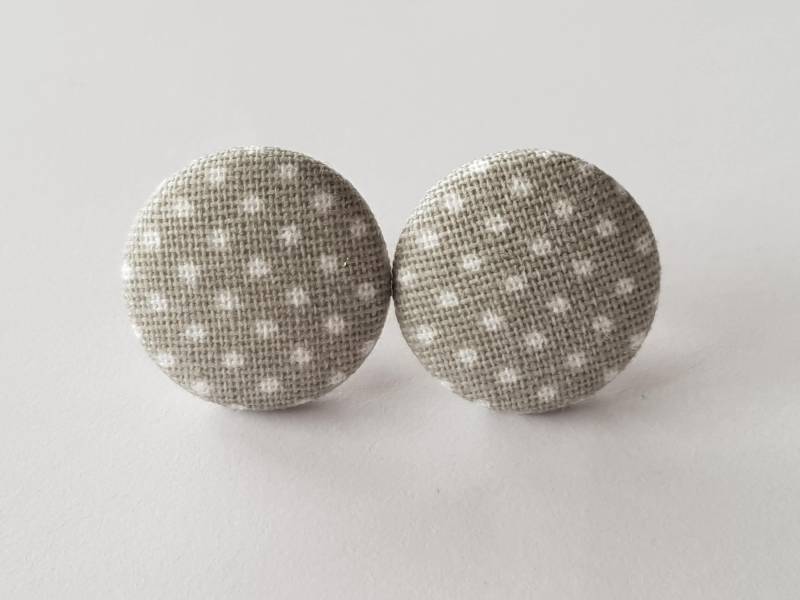 Ohrstecker Mit Minipunkte in Grau von StoffAtelierDesign