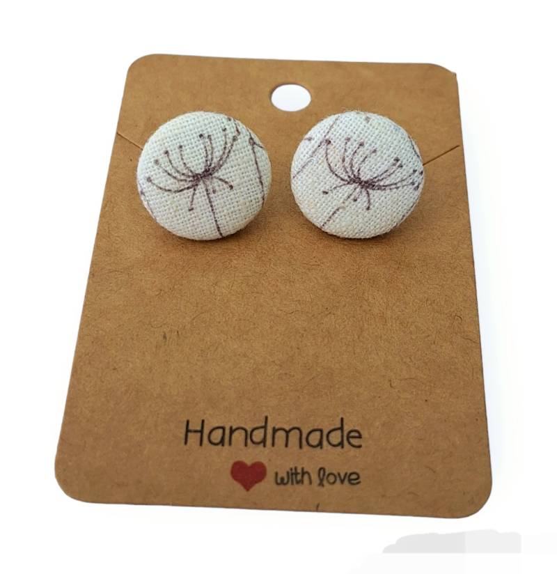 Ohrstecker Stoffknopf "Pusteblume" von StoffAtelierDesign