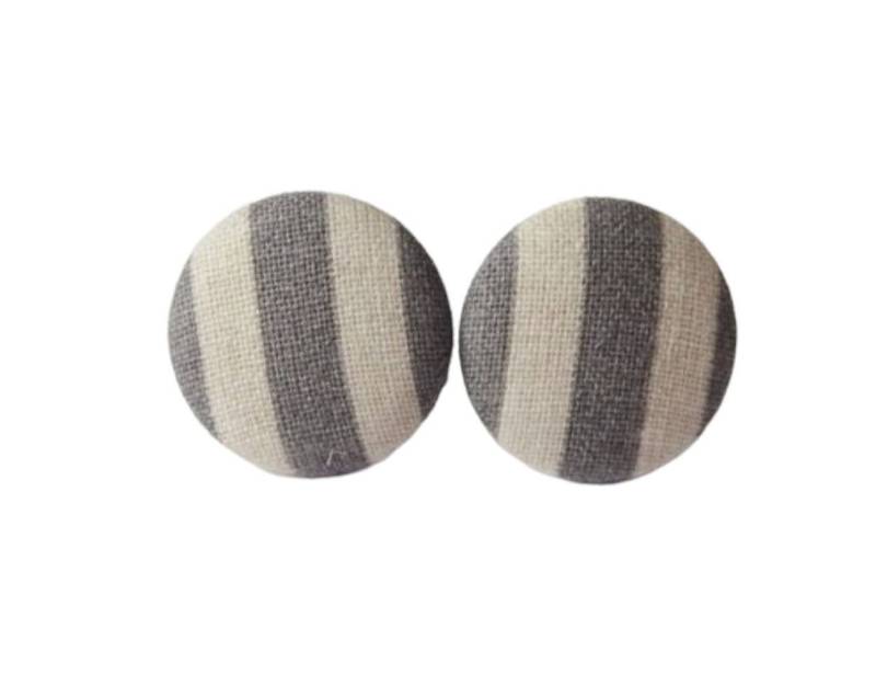 Ohrstecker Stoffknopf Stripes Grau-Beige von StoffAtelierDesign