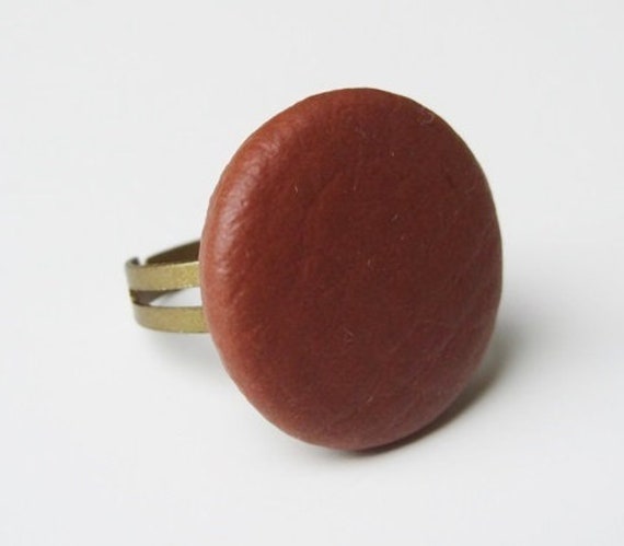 Ring "Brauner Lederknopf" Bronzering von StoffAtelierDesign