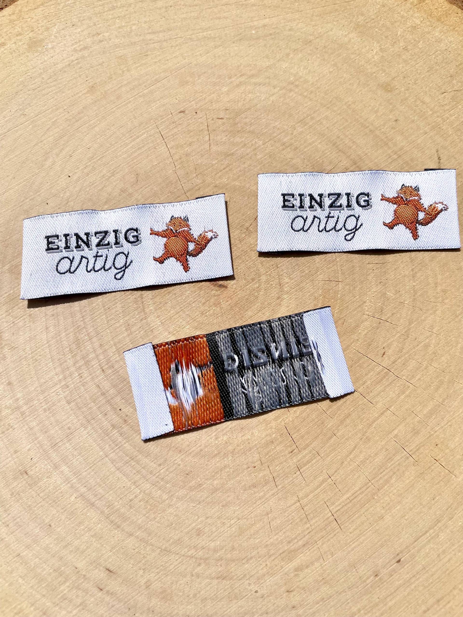 Patch Webetikette Label Zum Annähen „Einzigartig" Acufactum 1 Stück von StoffelieneBerlin