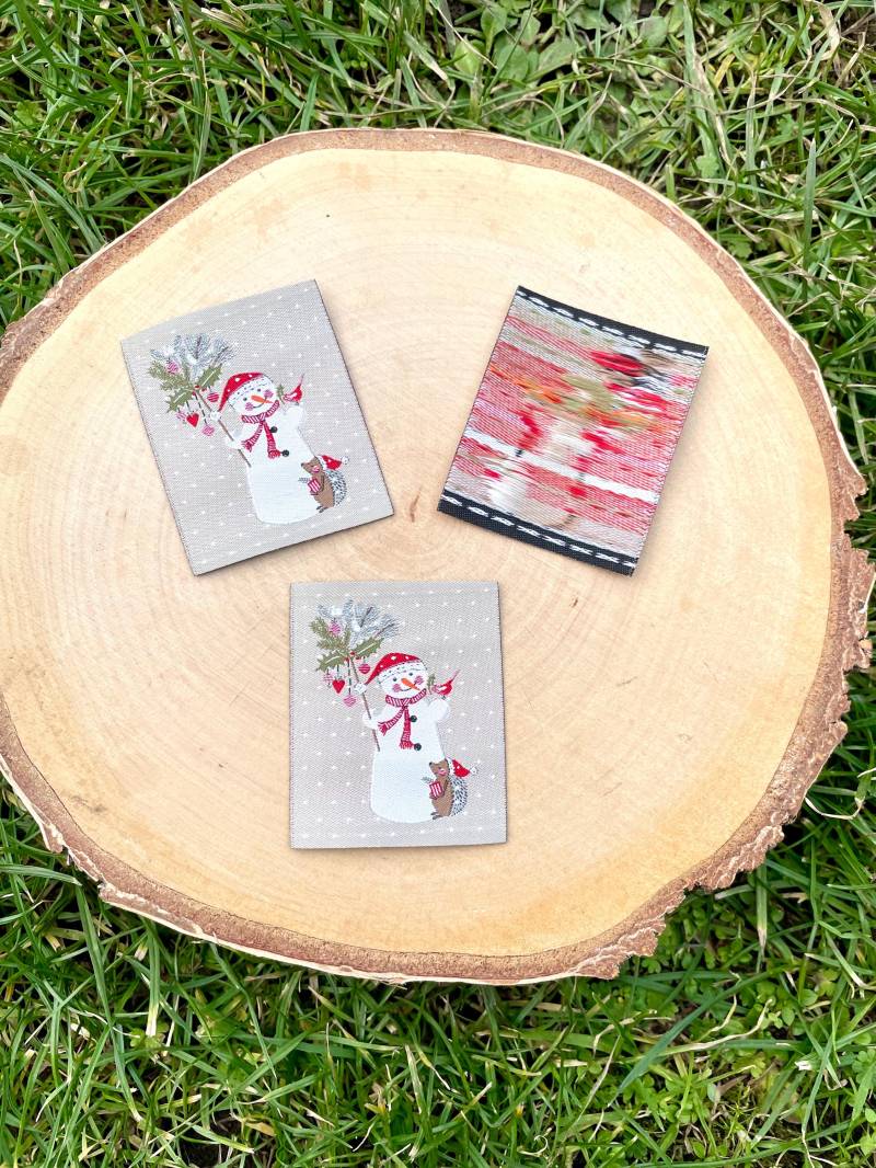 Patch Webetikette Label Zum Annähen „Schneemann Und Igel" Acufactum 1 Stück von StoffelieneBerlin