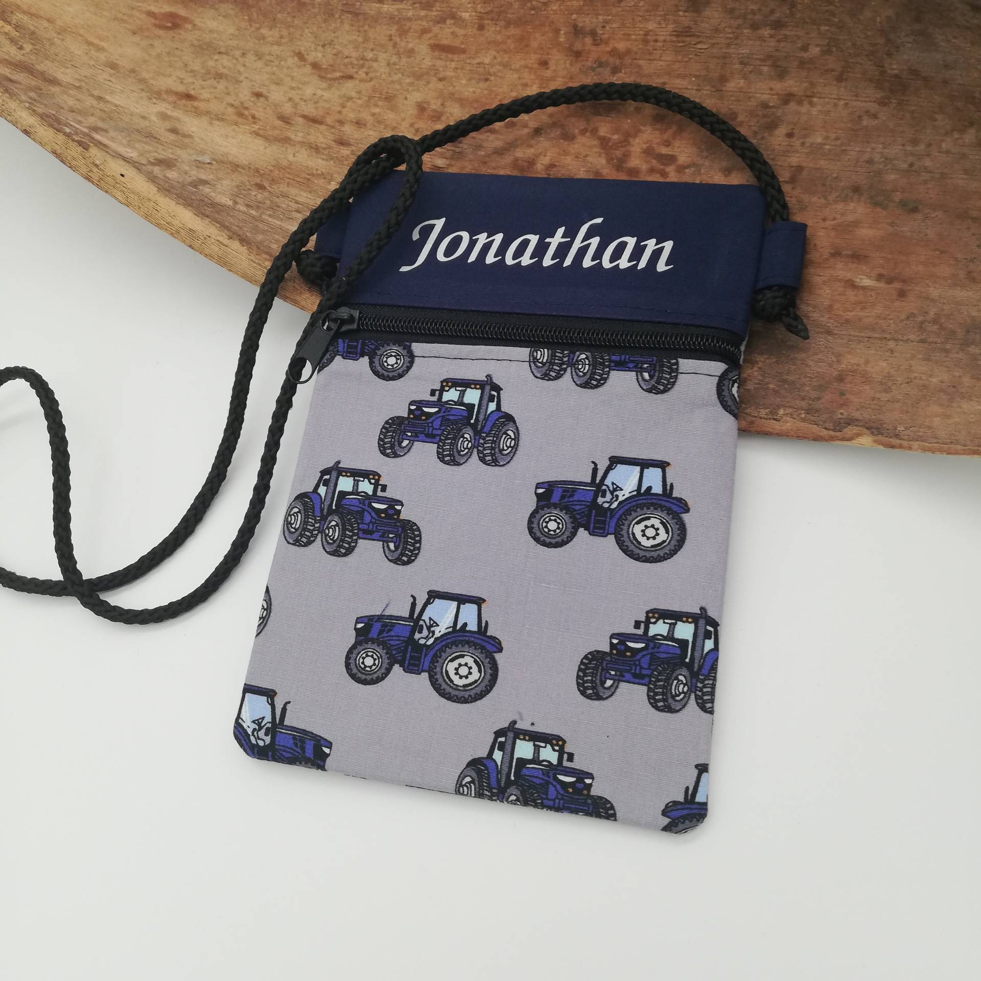 Kinder Brustbeutel Geldbörse Mit Namen, Traktor Blau Personalisierter Kindergeldbeutel, Geschenk Zur Einschulung, Bauernhof Junge von Stoffice