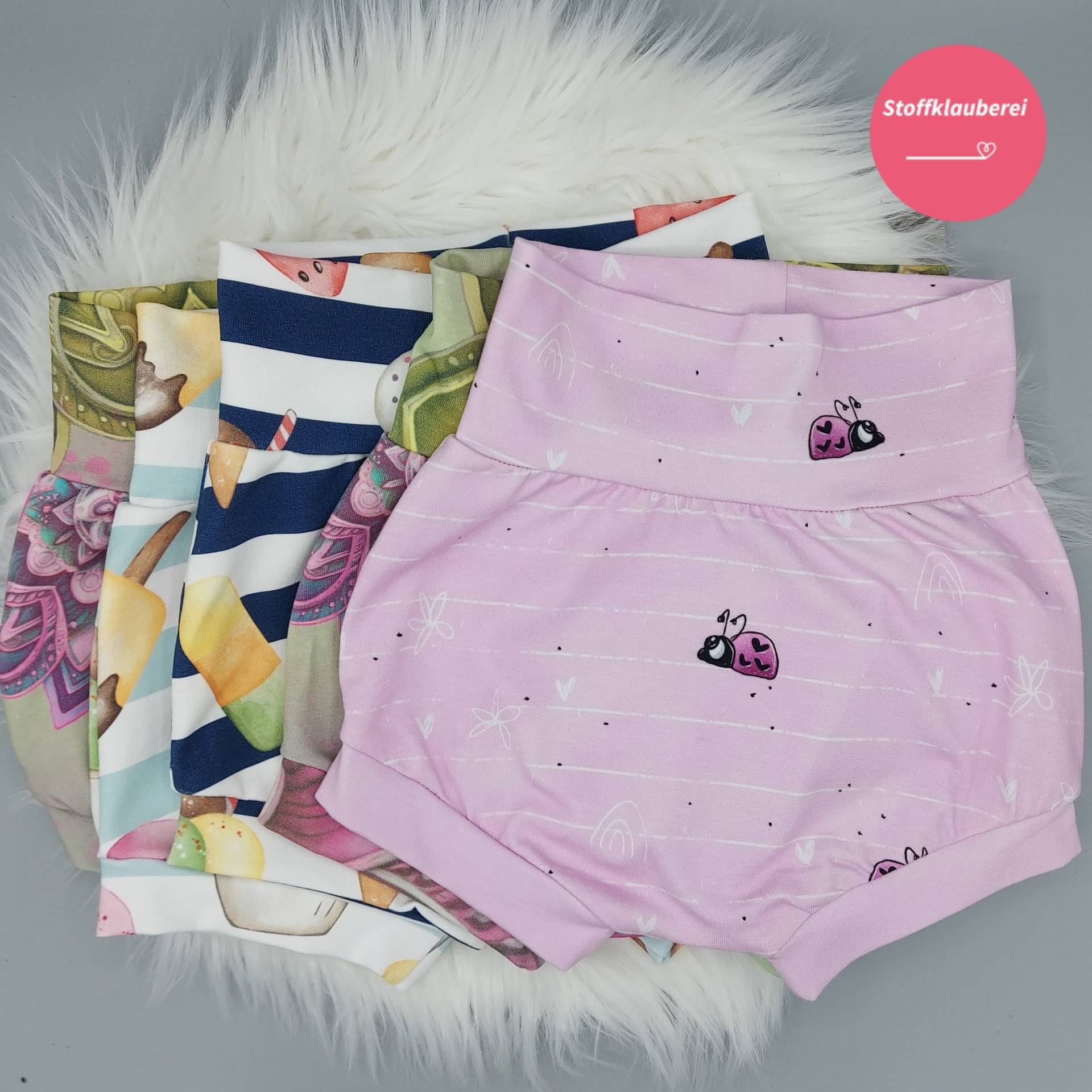 Babyhose, Kurze Hose, Verschiedene Designs, Größe 80 Babyhose, Kurze Hose, Verschiedene Designs, Größe 80 von Stoffklauberei