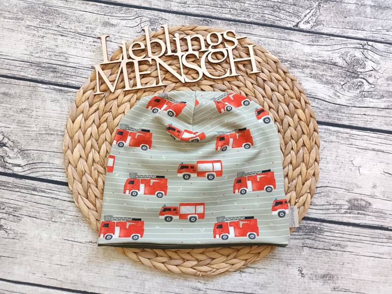 Beanie Feuerwehrfahrzeuge Mit Oder Ohne Loop/Halssocke - Mütze Für Mädchen Und Jungs von Stoffloewe