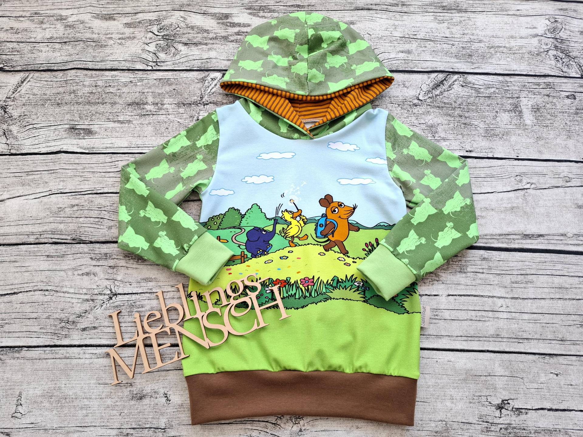 Hoodie Die Sendung Mit Der Maus, Elefant Und Ente - Kapuzenpullover Für Mädchen Jungs Grün von Stoffloewe