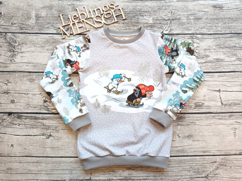 Letzter Größe 122 Pullover Pauli Der Kleine Maulwurf Schlittenfahrt - Für Mädchen Und Jungs von Stoffloewe