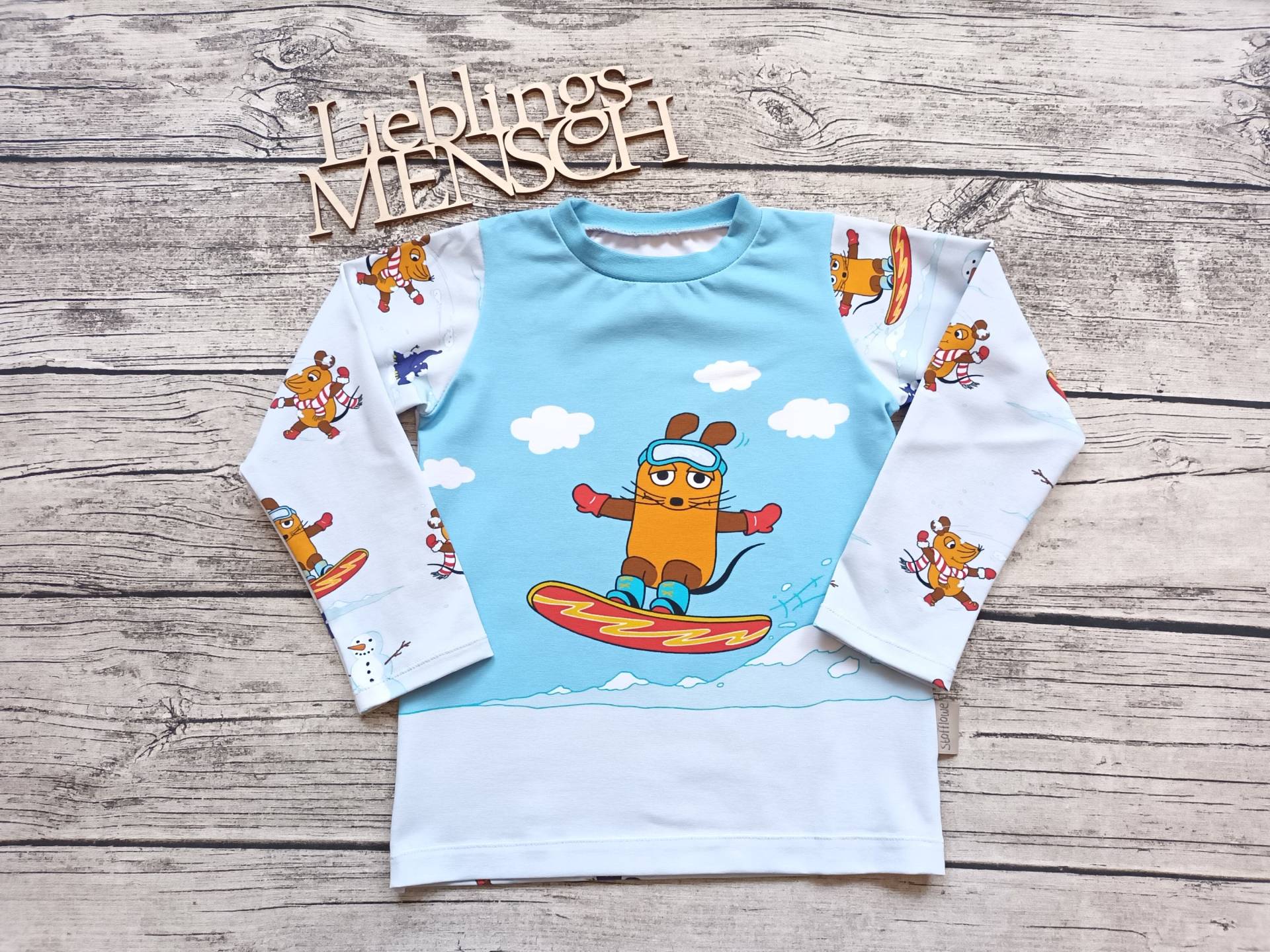 Letztes Größe 104 Langarmshirt Die Sendung Mit Der Maus Snowboard - Pullover Für Mädchen Und Jungs Hellblau/Weiss/Orange von Stoffloewe