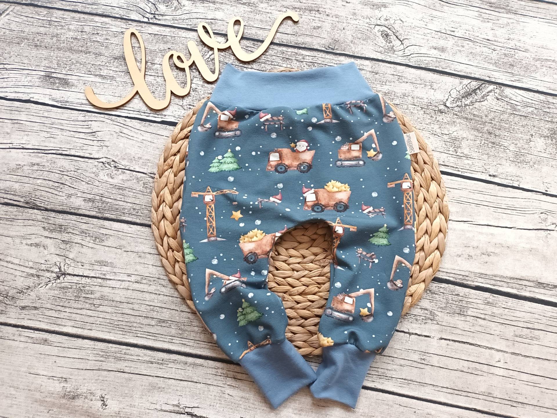Pumphose Weihnachtsbaustelle - Baby-/Kinderhose Baustelle Blau von Stoffloewe
