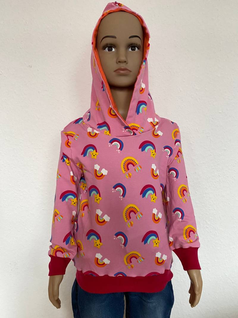 Hoodie Regenbogen Größe 104 Hoodie Regenbogen Größe 104 von StoffoaseKreationen
