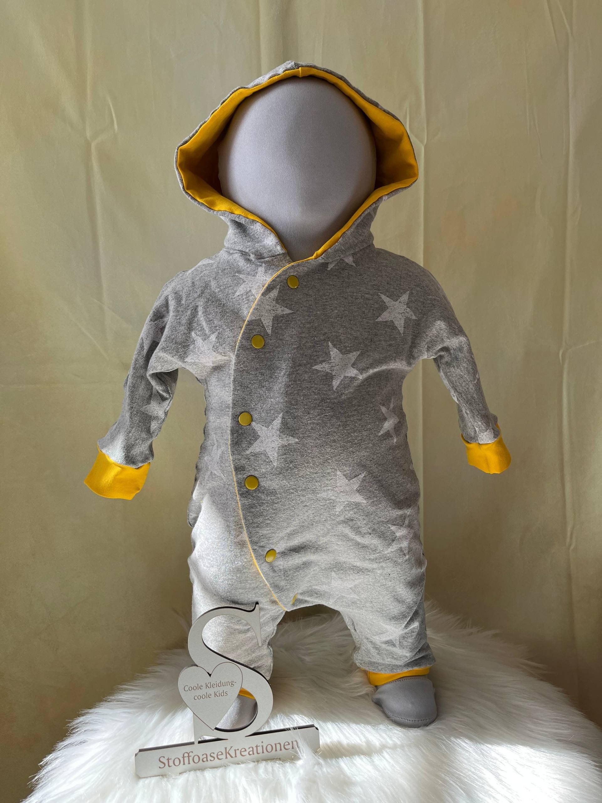 Overalls Sterne Größe 62 von StoffoaseKreationen