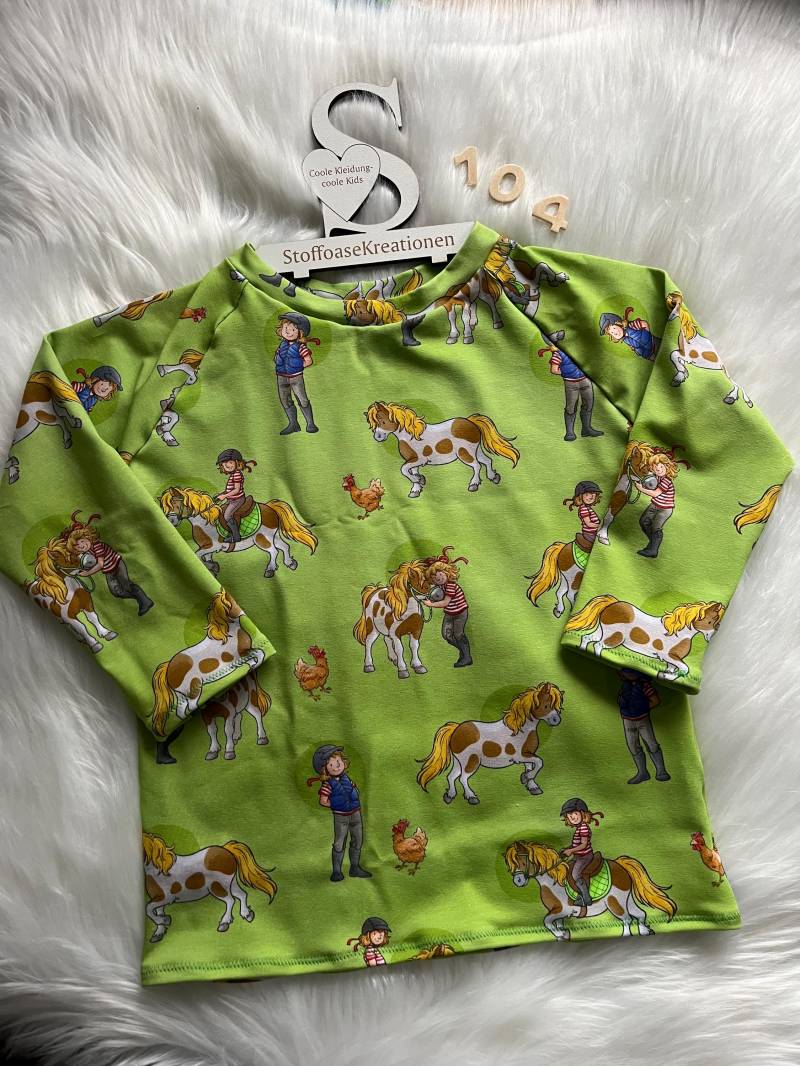 Sweatshirt Conni Größe 104 von StoffoaseKreationen