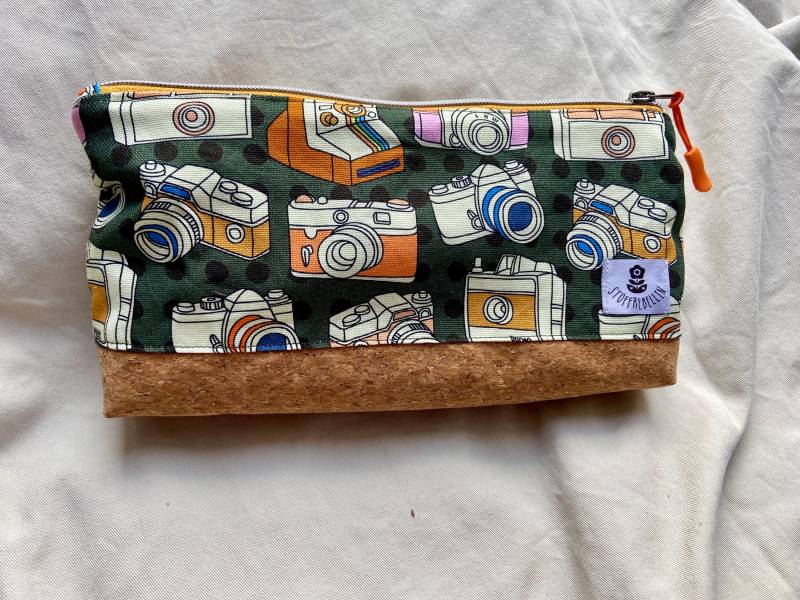 Kulturbeutel Kulturtäschchen Kosmetikbeutel Kosmetiktasche Schminktasche Make-Up Beutel Kulturtasche Täschchen Reisebeutel Waschtasche Kork von Stoffrebellin