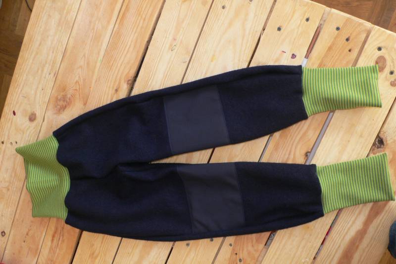 Wollwalkhose Für Kinder , Warm Und Robust Mit Softshellverstärkung , Dunkelblau von Stoffremise