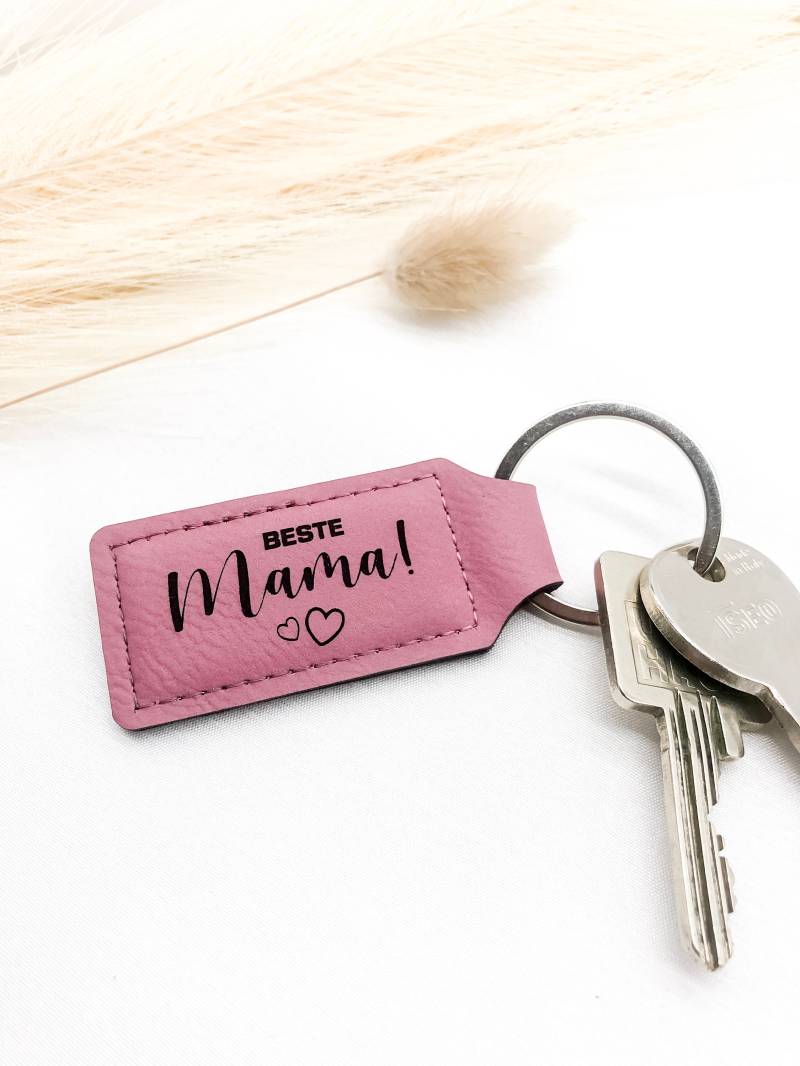 Schlüsselanhänger Beste Mama, Geschenk Muttertag, Mit Gravur, Mama von StolzAusHolz