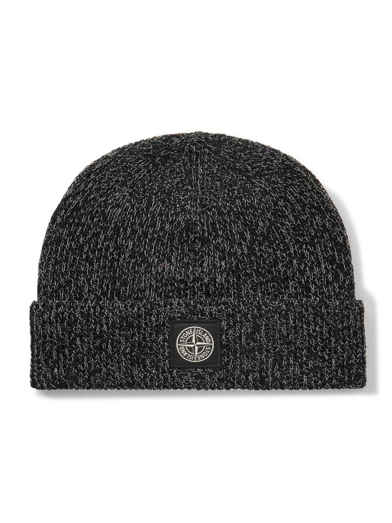 Stone Island - Logo-Appliquéd Reflective Ribbed-Knit Beanie - Men - Black von Stone Island