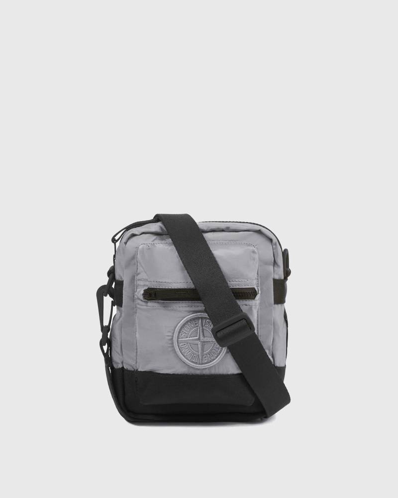 Stone Island NYLON METAL IN ECONYL POUCH BAG men Messenger & Crossbody Bags grey in Größe:ONE SIZE von Stone Island