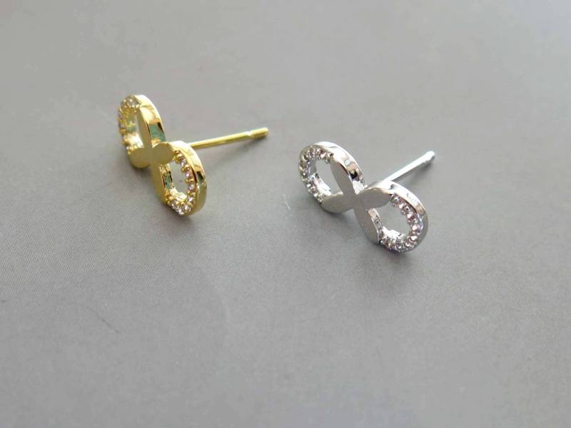 Ein Paar Cz Micro Pave Infinity Ohrstecker Zirkonia - Cz152 von StoneAge2