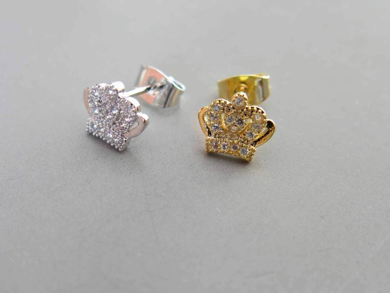 Ein Paar Cz Micro Pave Krone Zirkonia Ohrstecker - Cz155 von StoneAge2