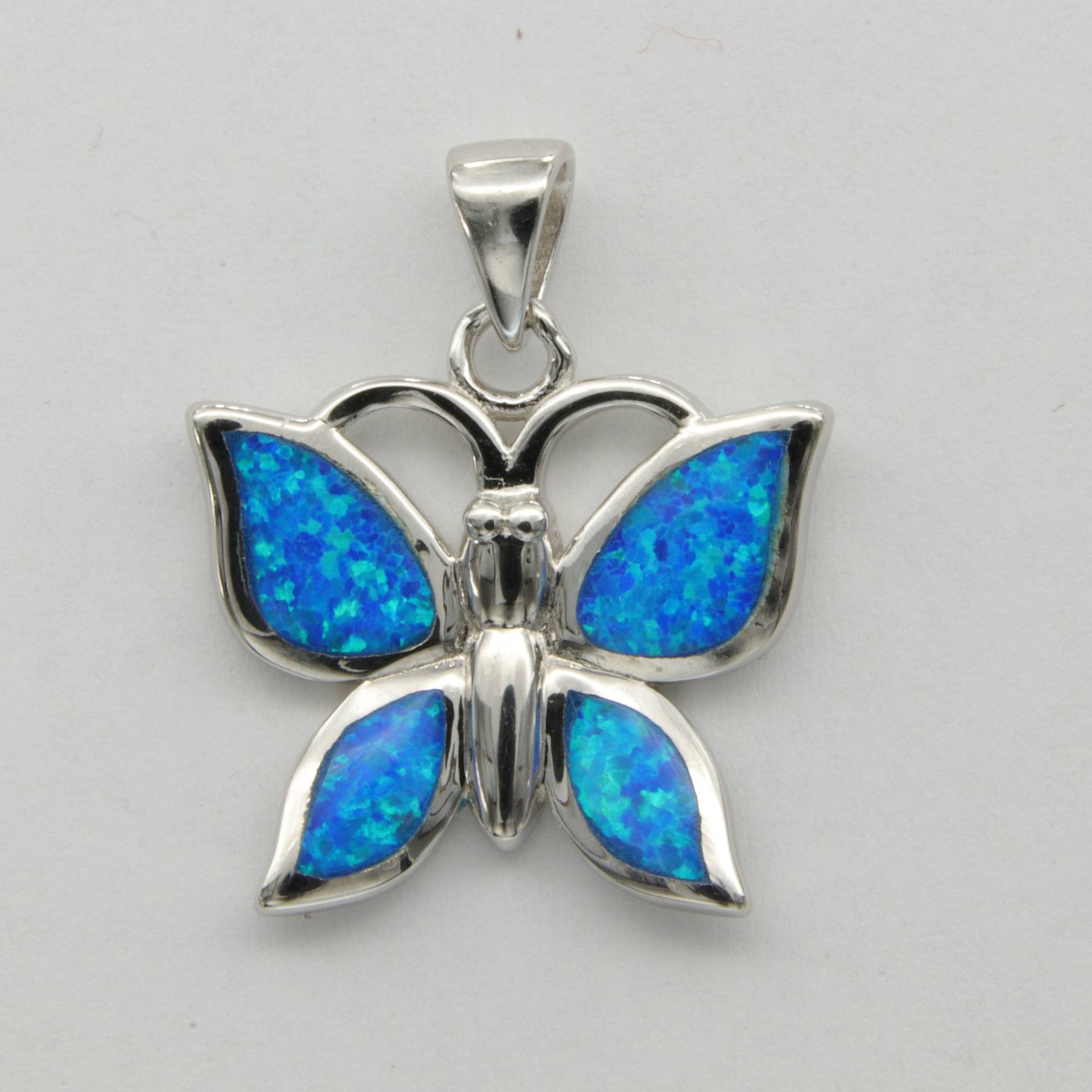 Blauer Feuer Opal Schmetterling Anhänger - 925 Sterling Silber Mit Rhodium-Finish von StoneAndRox