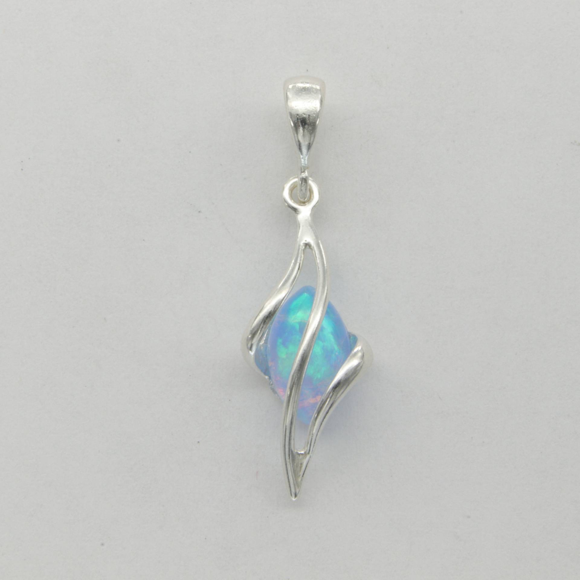 Blauer Feueropal Tropfen Anhänger - 925 Sterling Silber von StoneAndRox